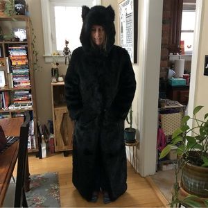 Spirithood Black Wolf Full Length Coat